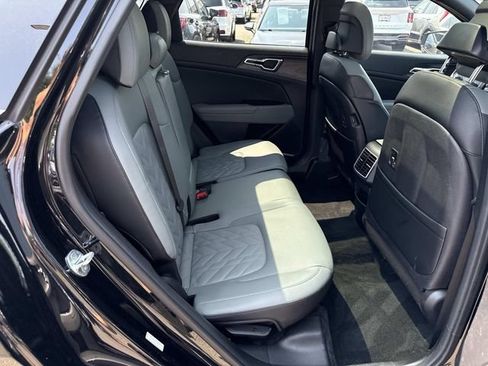 Used 2023 Kia Sportage X-Line w/ X-Line Premium Package AWD/4WD image 11