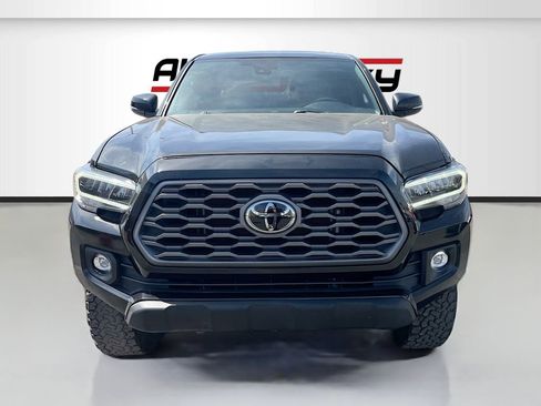 Used 2023 Toyota Tacoma TRD Off-Road w/ Black Out Package (TMS) AWD/4WD image 2