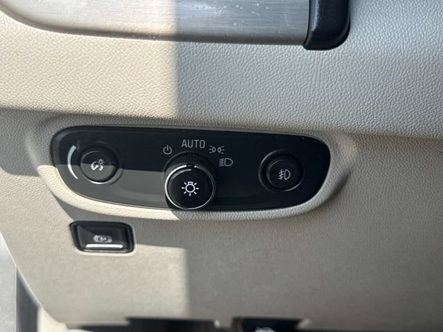 Used 2020 GMC Terrain Denali w/ Denali Premium Package FWD image 25
