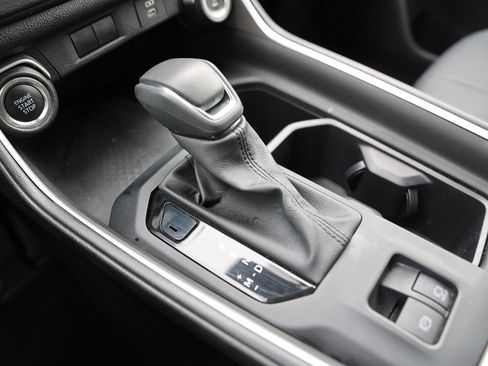 Used 2025 Toyota Grand Highlander AWD image 34