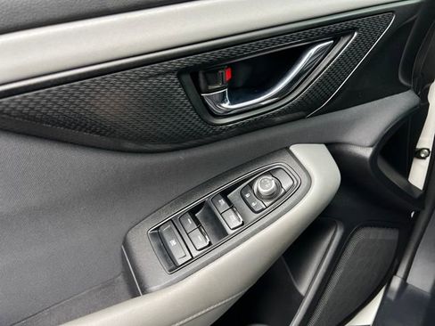 Used 2024 Subaru Outback Premium image 31