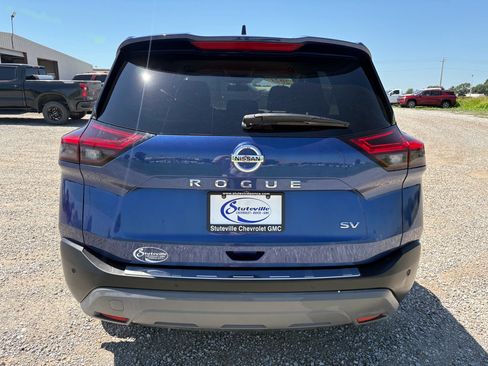 Used 2021 Nissan Rogue SV FWD image 6