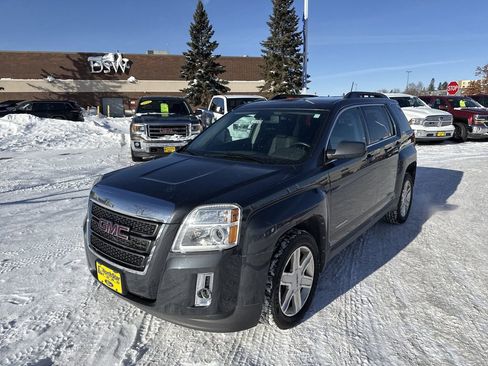 Used 2011 GMC Terrain SLE w/ Convenience Package image 2