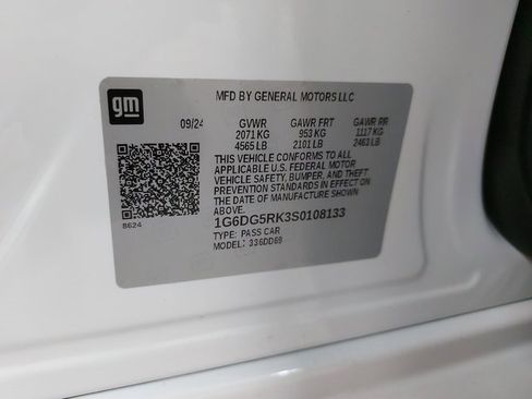 Certified 2025 Cadillac CT4 Sport image 39