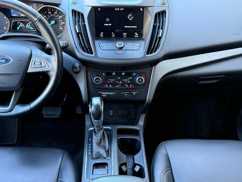 Used 2019 Ford Escape SEL image 18