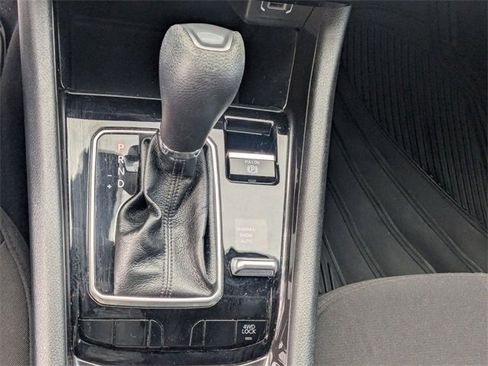 Used 2025 Jeep Compass Sport image 27