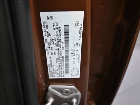 Used 2017 Ford Escape Titanium FWD image 19