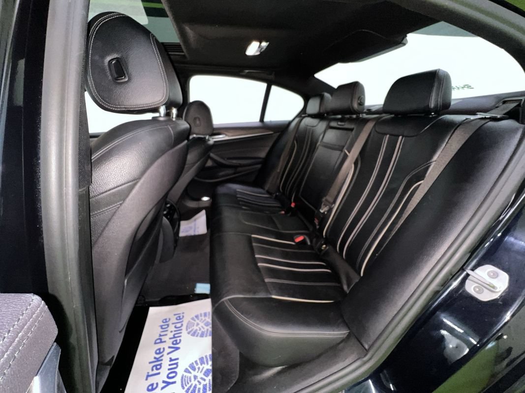Used 2018 BMW 530e RWD image 28