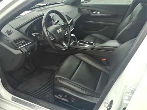 Used 2021 Cadillac CT4 Luxury w/ Cold Weather Package image 12