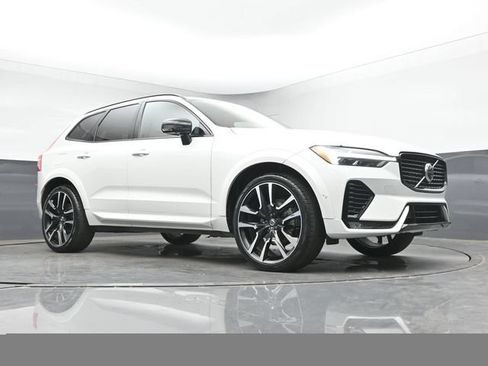 Used 2024 Volvo XC60 B5 Ultimate AWD/4WD image 51