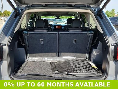 New 2026 Volkswagen Atlas Peak Edition image 6