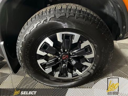 Used 2023 Nissan Frontier PRO-4X w/ Pro Convenience Package AWD/4WD image 24