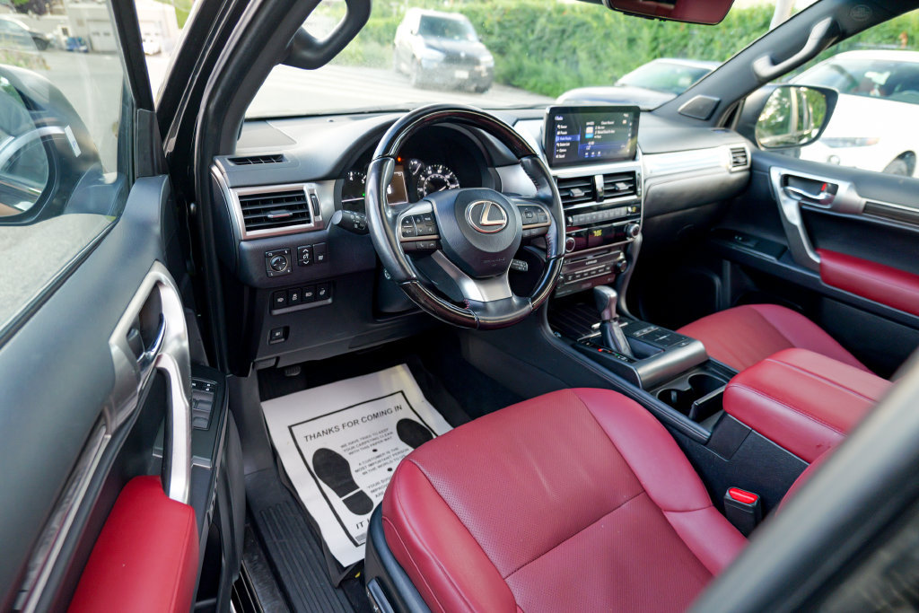 Used 2023 Lexus GX 460 Premium AWD/4WD image 16