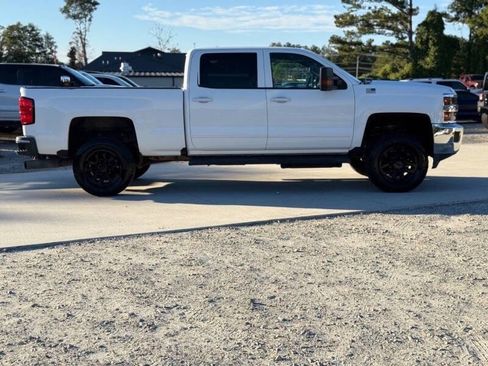 Used 2016 Chevrolet Silverado 2500 LT w/ LT Convenience Package image 9