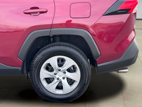 Used 2020 Toyota RAV4 LE image 35