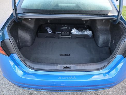 New 2025 Nissan Altima 2.5 SV image 34