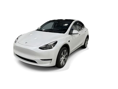 Certified 2023 Tesla Model Y AWD image 1