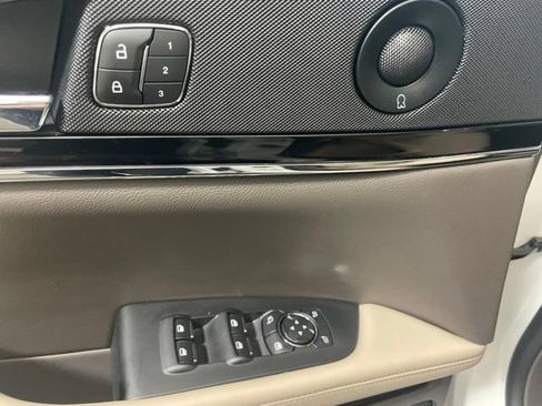 Used 2021 Lincoln Nautilus Reserve AWD/4WD image 10