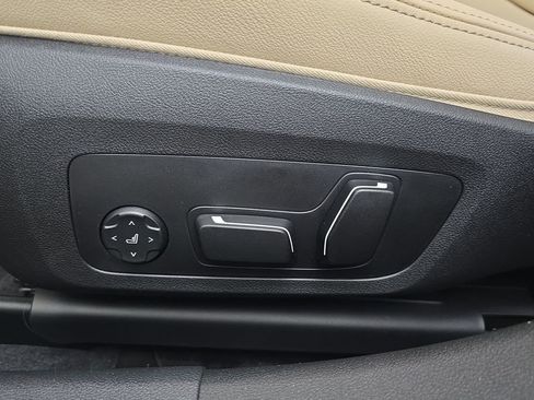 New 2026 BMW 330i xDrive Sedan AWD/4WD image 13