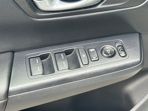 Used 2023 Honda CR-V Sport image 14
