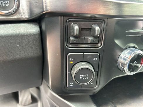 Used 2023 Ford F250 Lariat w/ Lariat Ultimate Package AWD/4WD image 26