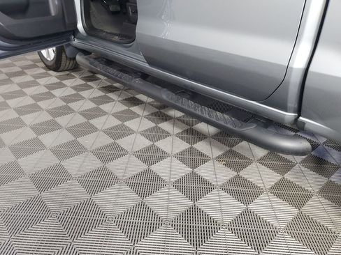 Used 2025 Chevrolet Silverado 1500 Custom image 28