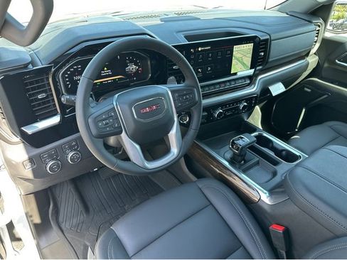 New 2026 GMC Sierra 1500 Elevation AWD/4WD image 23