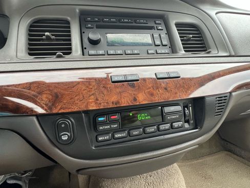 Used 2009 Mercury Grand Marquis LS RWD image 56