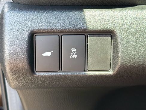 Used 2025 Honda Pilot Touring image 28