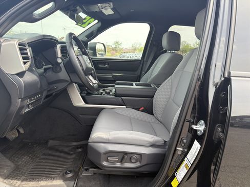 Used 2025 Toyota Tundra SR5 image 12