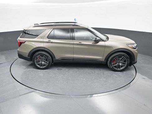 New 2026 Ford Explorer ST-Line w/ ST-Line Street Pack image 59