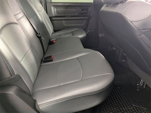 Used 2024 RAM 3500 Tradesman w/ Chrome Appearance Group image 29