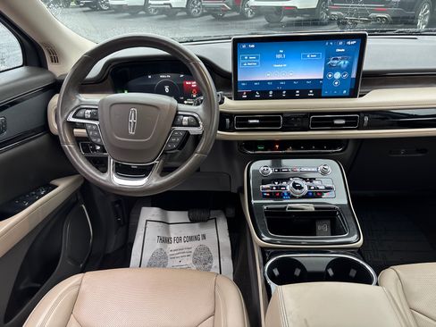 Certified 2022 Lincoln Nautilus Reserve AWD/4WD image 28