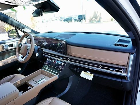 New 2025 Hyundai Santa Fe Limited image 11