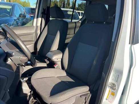 Used 2017 Ford Transit Connect XL image 8