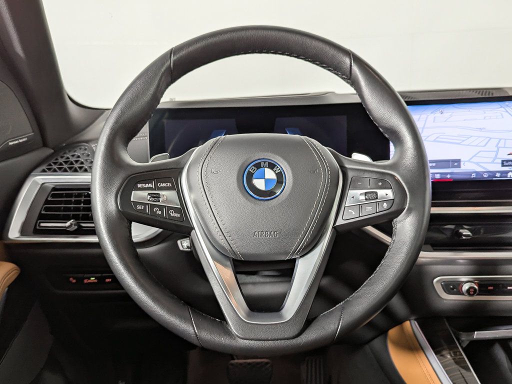 Certified 2024 BMW X5 xDrive50e w/ Premium Package AWD/4WD image 28