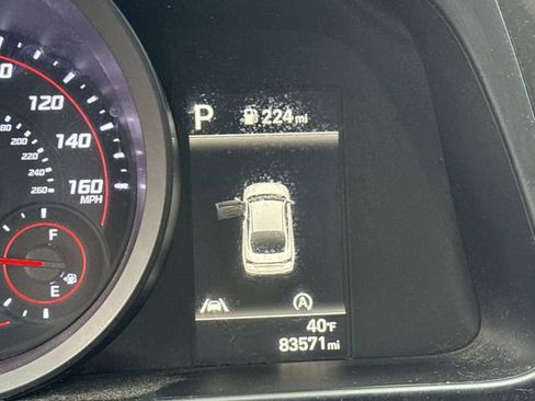 Used 2021 Hyundai Elantra SE image 15