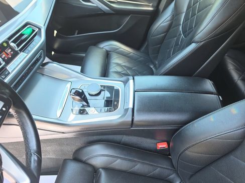 Used 2023 BMW X6 xDrive40i w/ Premium Package AWD/4WD image 28