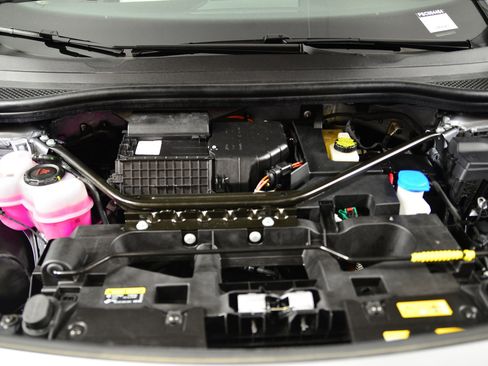 Used 2025 Volkswagen ID.4 S Limited image 16