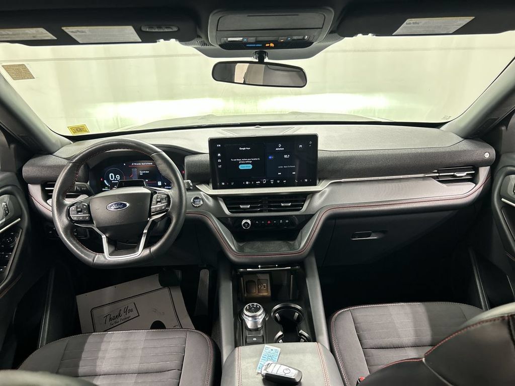 Used 2025 Ford Explorer ST-Line AWD/4WD image 18