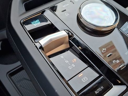 New 2026 BMW iX xDrive45 image 13