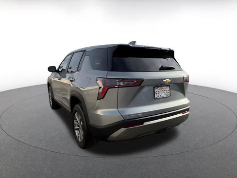 Used 2025 Chevrolet Equinox LT image 11