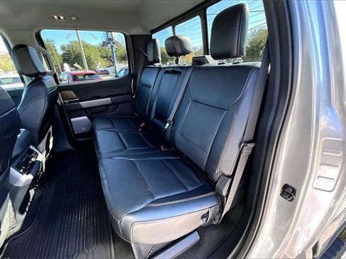 Used 2024 Ford F250 Lariat w/ Chrome Package image 19