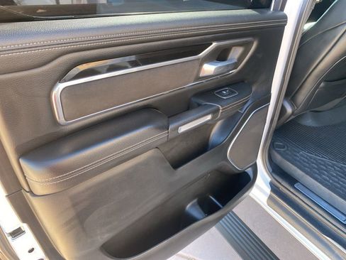 Used 2019 RAM 1500 Laramie image 17