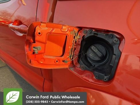 Used 2017 Toyota Tacoma SR5 image 10