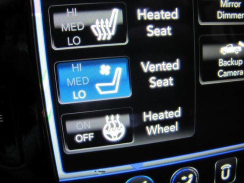 Used 2021 RAM 1500 Laramie w/ Sport Appearance Package AWD/4WD image 46