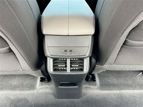 New 2026 GMC Terrain Elevation image 18