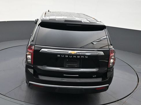 Used 2023 Chevrolet Suburban LT w/ LT Signature Package image 15