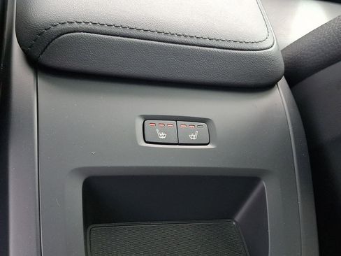 Certified 2024 Volvo XC60 B5 Plus w/ Climate Package AWD/4WD image 11