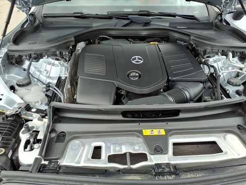 Certified 2024 Mercedes-Benz GLC 300 4MATIC image 10